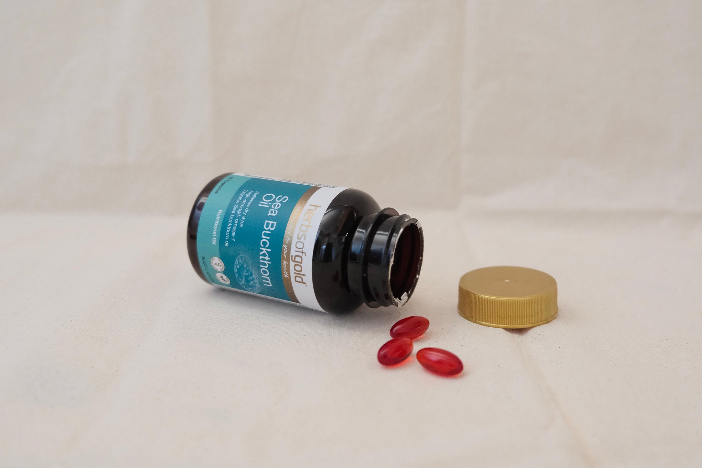 Sea Buckthorn Oil - Herbs Of Gold | MLC Space